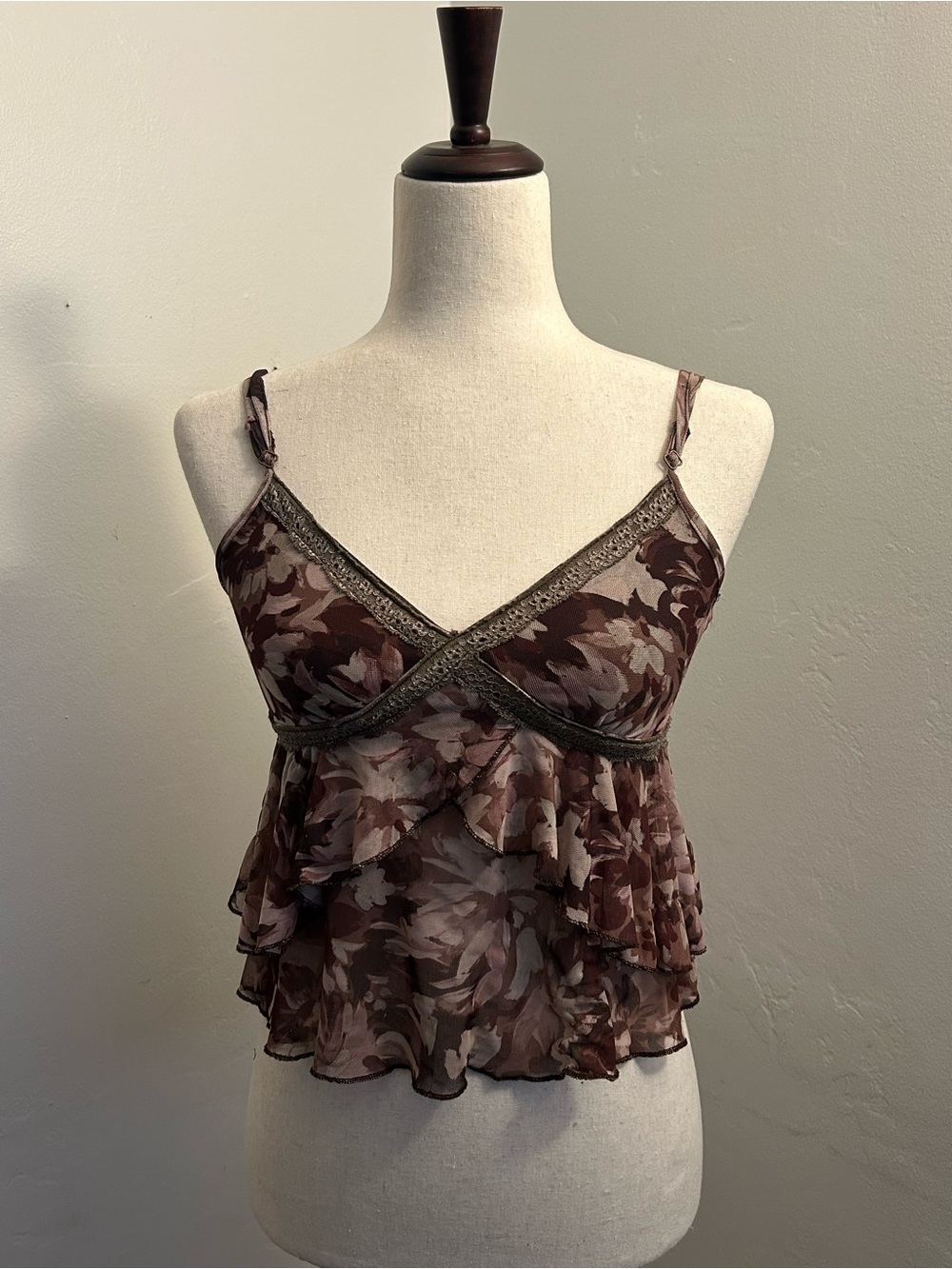 1️⃣8️⃣1️⃣ Good Days Project Flowy Floral Spaghetti Straps Top Size XS/PP